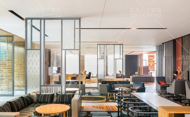 選購青島卡座沙發(fā)應(yīng)該注意哪幾點(diǎn)